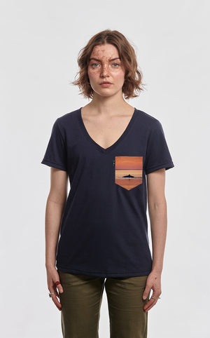 Semi-adjusted V-neck T-shirt - Rorqualternatif