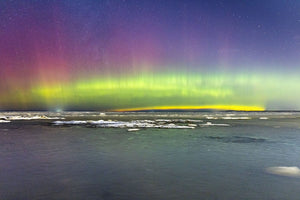 Couleurs au-dessus des glaces